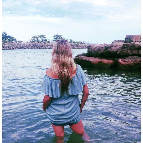 Meet your Posher, Lisa - Picture 1 of 1